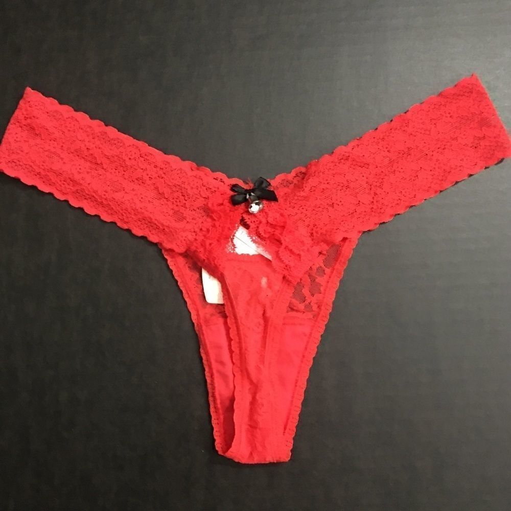 Victorias Secret Christmas Jingle Bell Thong One Size fits all S M L Red panty